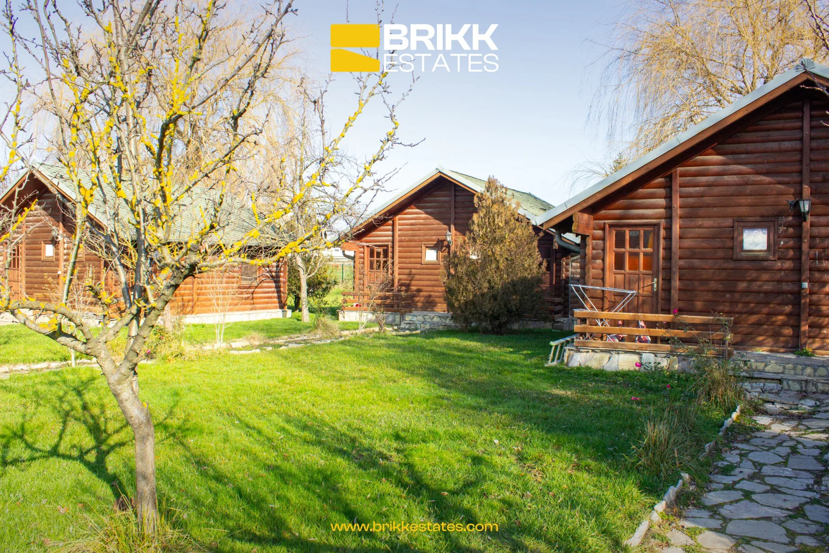 Truall 42 ari me restorant dhe bungallova në Milloshevë — foto 9 (9)