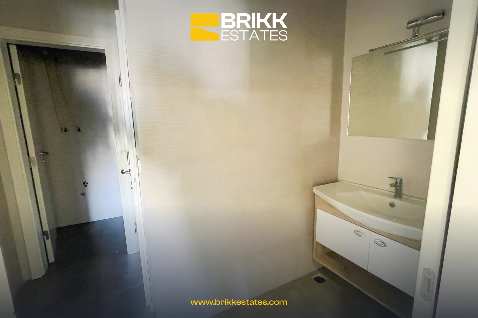 Zyrë penthouse 340 m² me tarracë me qira në Rrugën A — foto 9 (9)