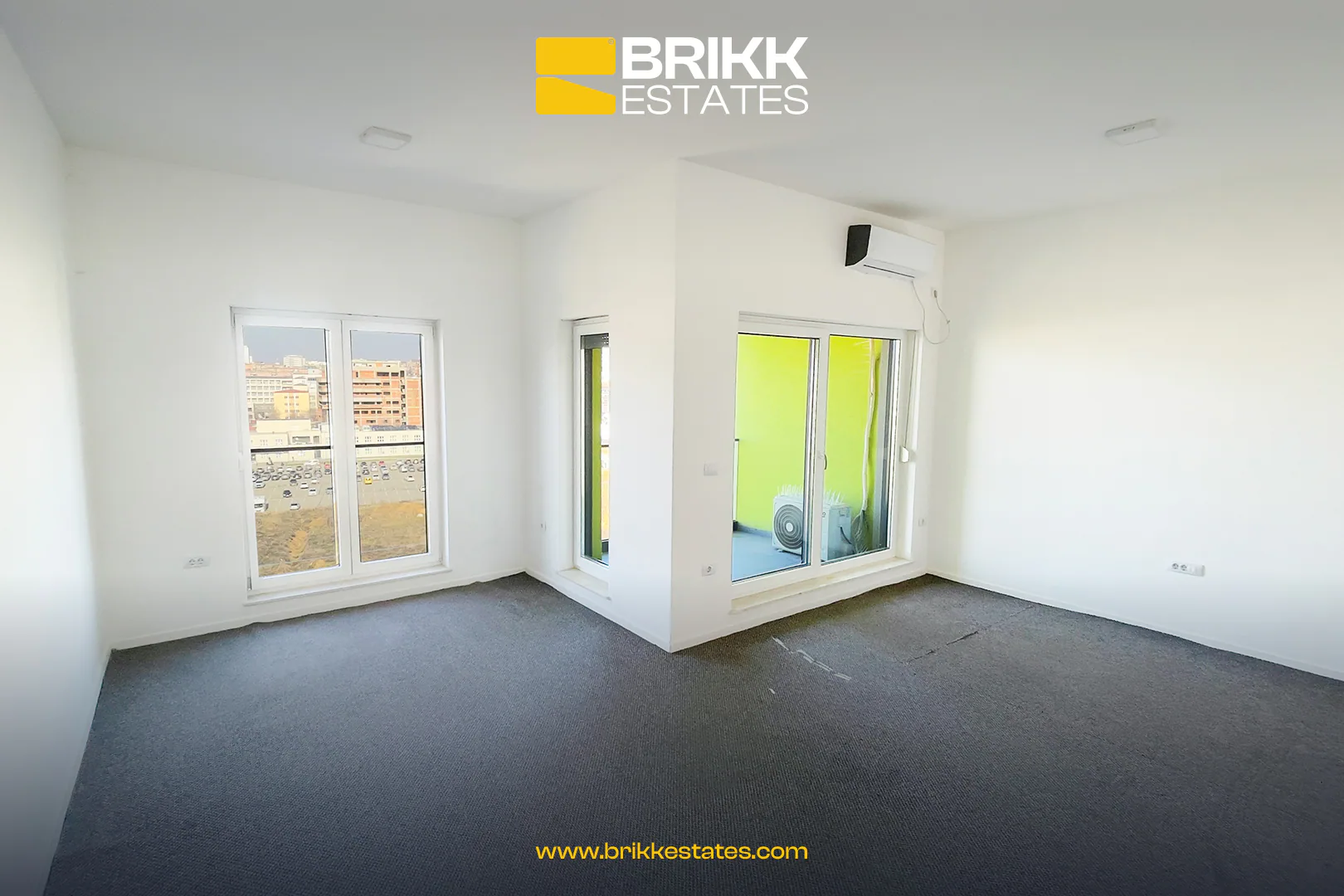 Zyrë penthouse 340 m² me tarracë me qira në Rrugën A — foto 7 (7)