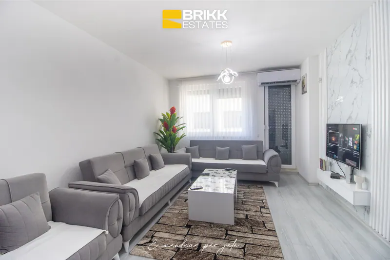 Banesë e mobiluar në shitje në Hira Residence — foto 1