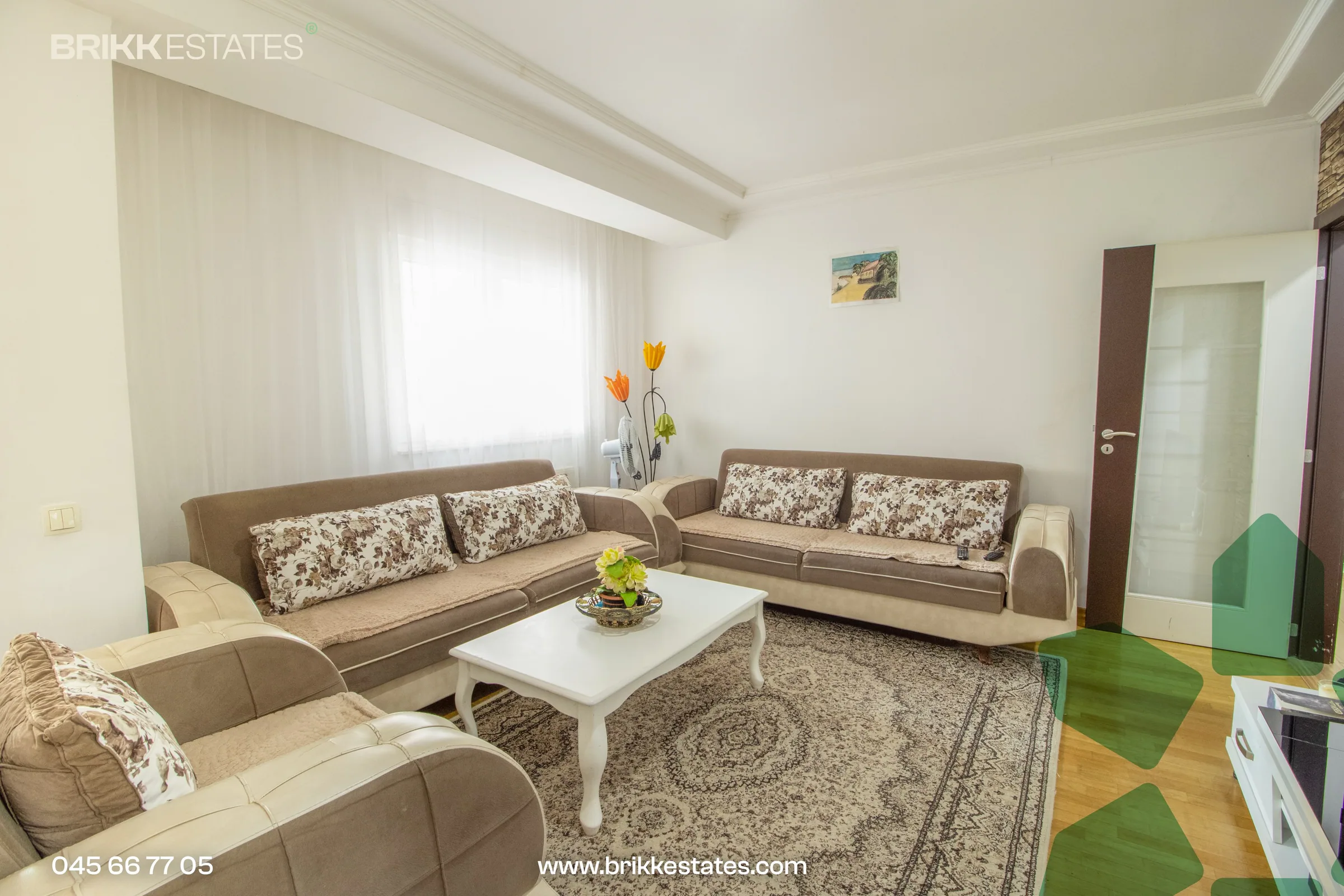 Banesë me tarracë 56 m² në shitje në Muharrem Fejza — foto 1