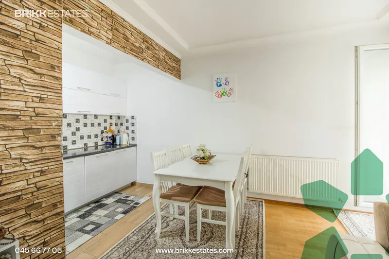 Banesë me tarracë 56 m² në shitje në Muharrem Fejza — foto 2