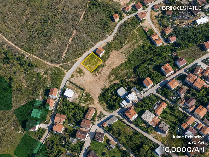 Tokë 5.70 ari për shtëpi në shitje në Llukar — foto 1