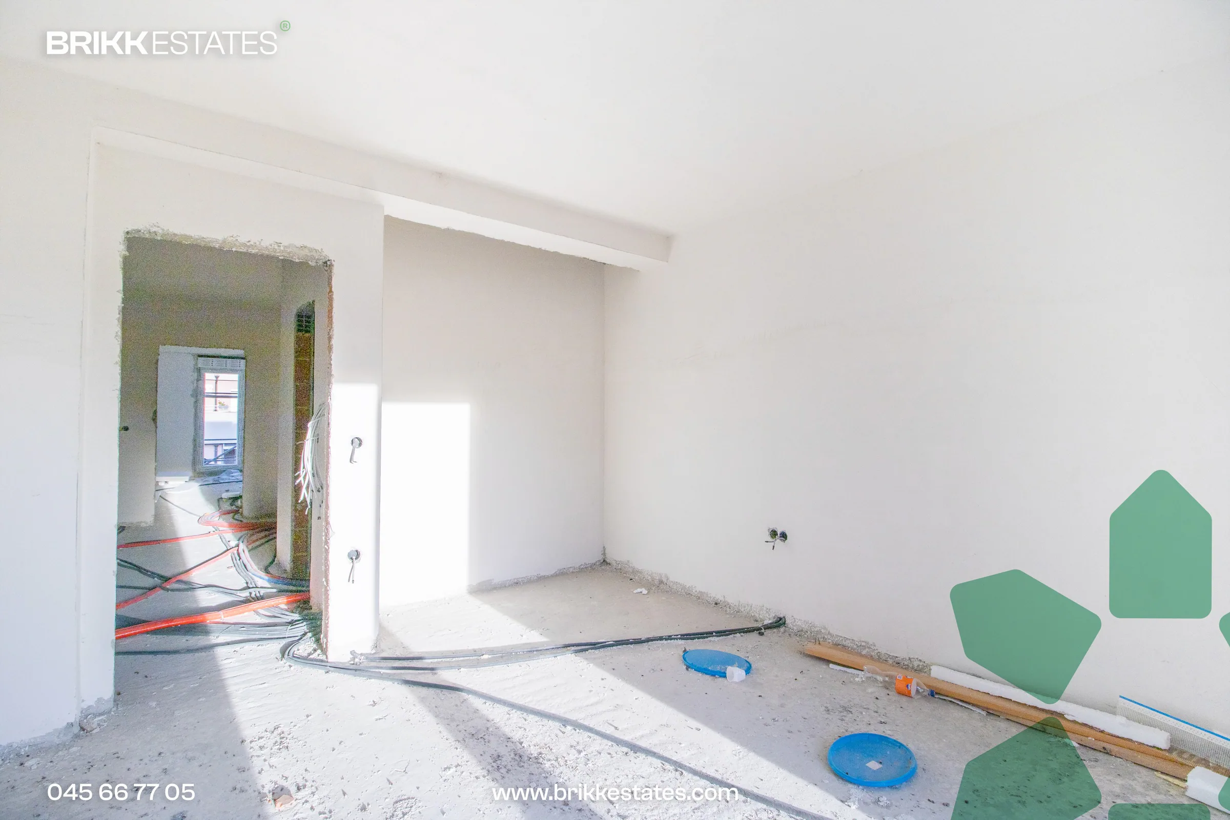 Banesë 3+1 në shitje në Eliza C — foto 7 (7)